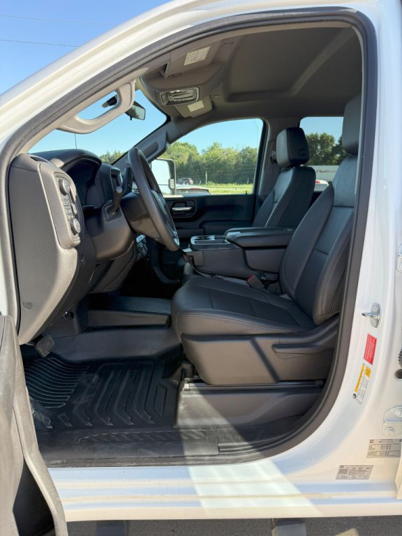 2023 Chevrolet Silverado 1500 Image 13