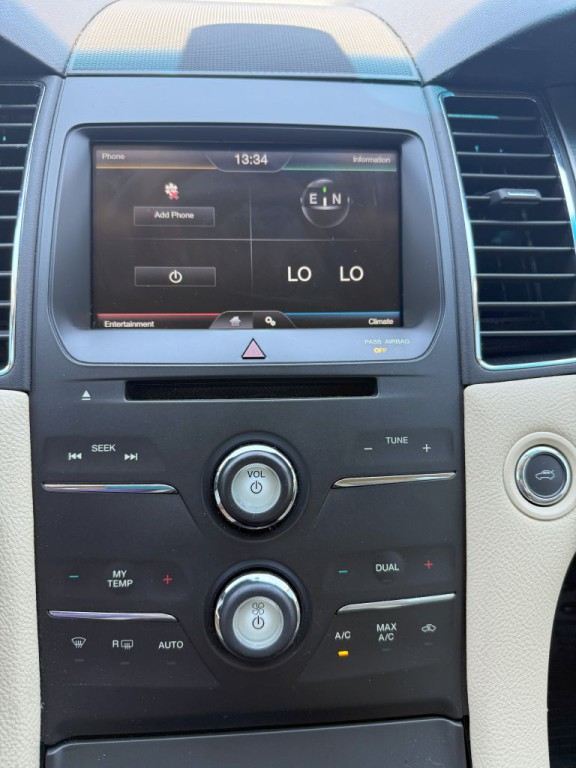 2014 Ford Taurus Image 22