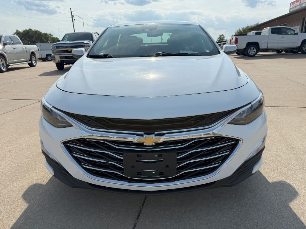 2022 Chevrolet Malibu Image 8