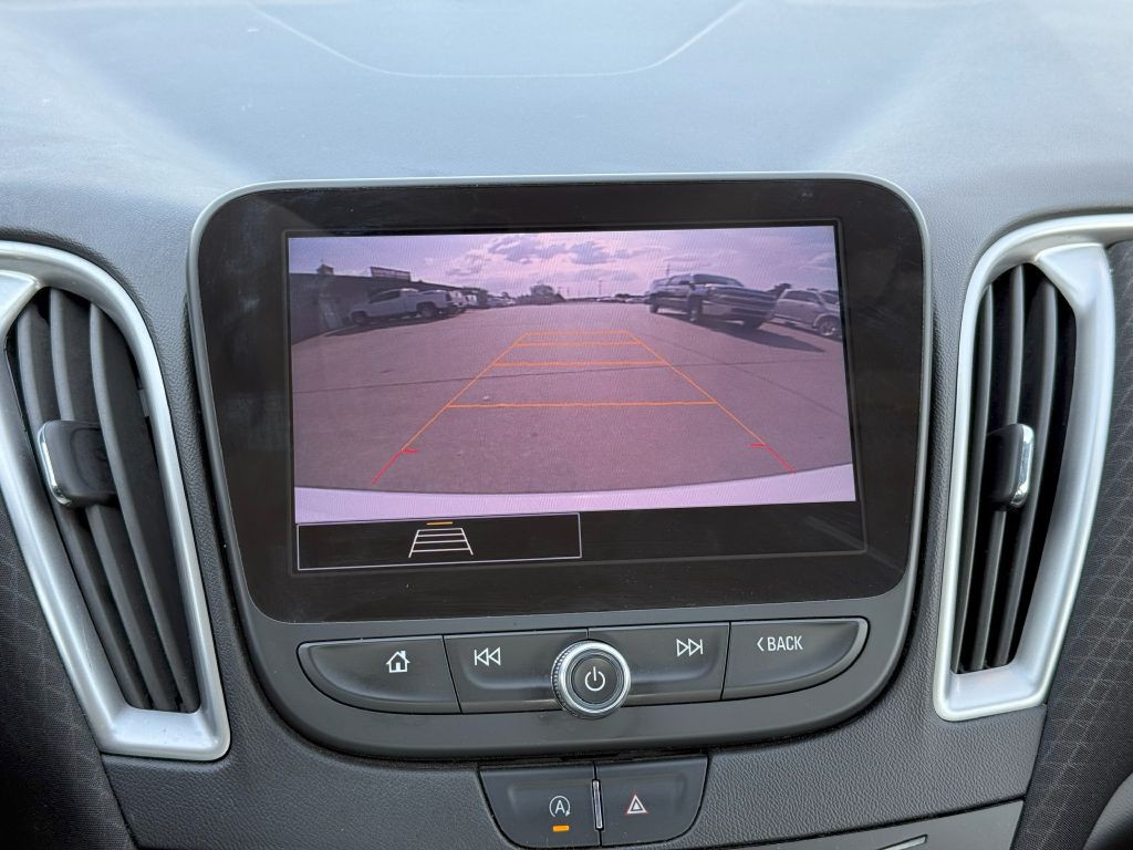 2022 Chevrolet Malibu Image 23