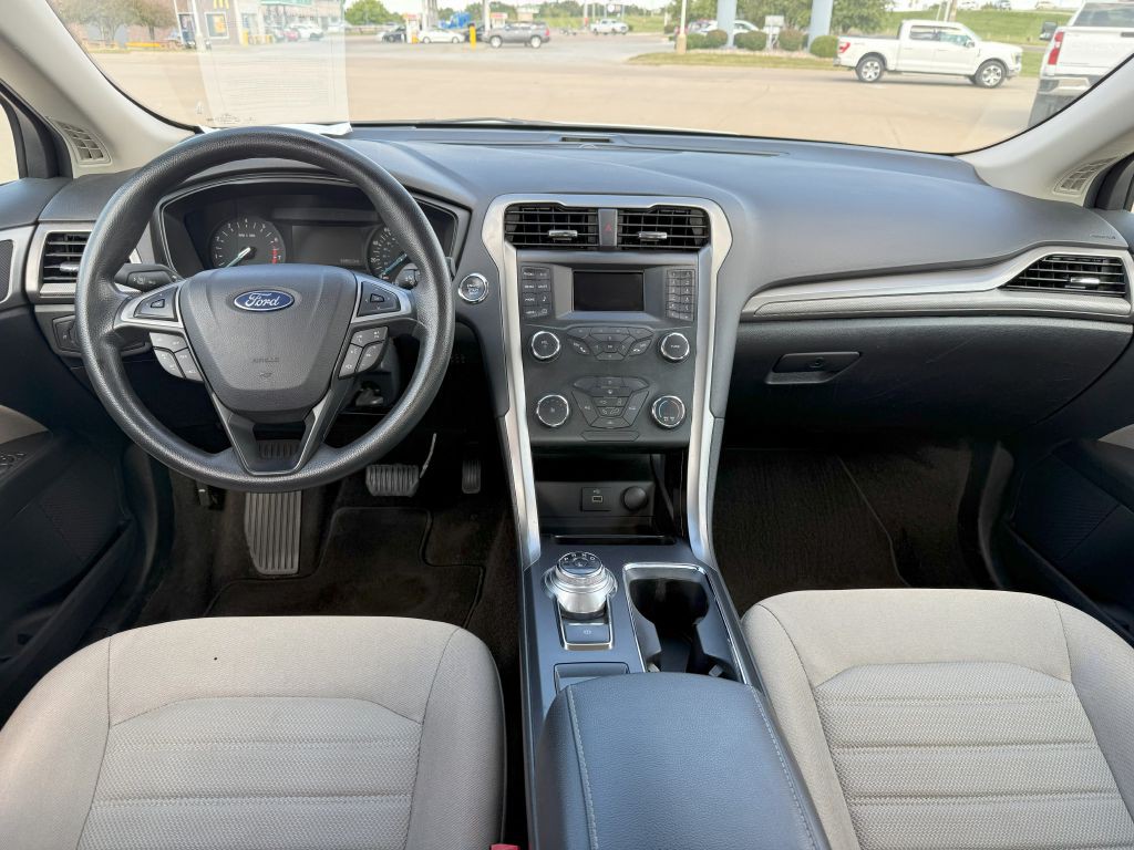 2019 Ford Fusion Image 20