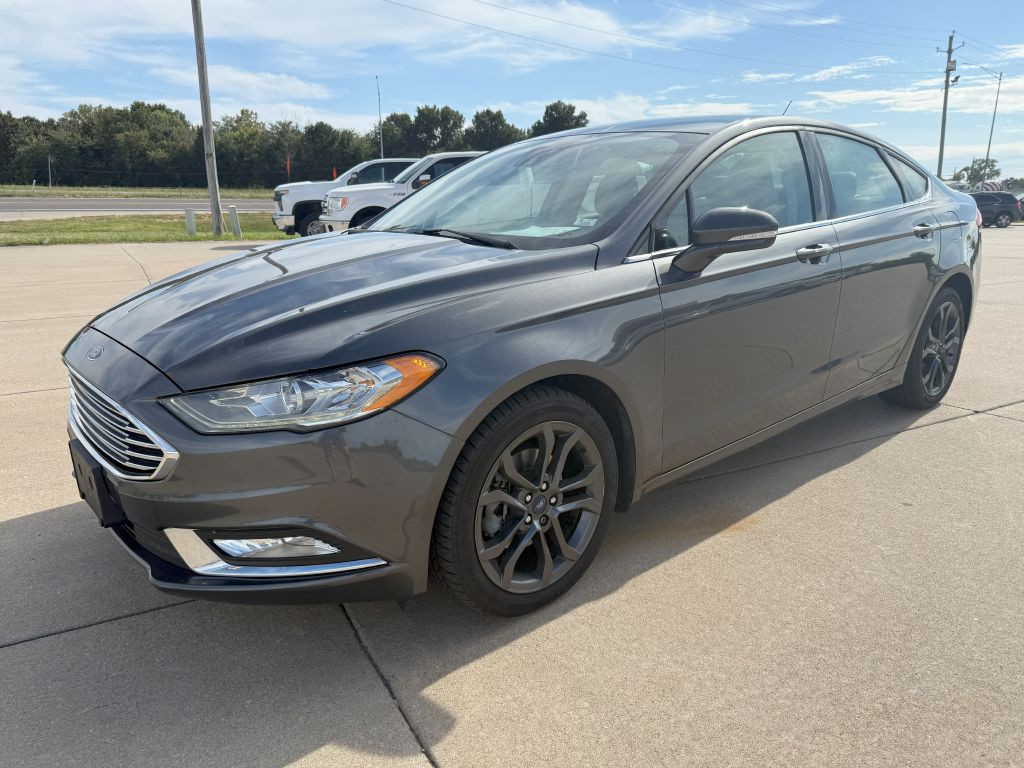 2018 Ford Fusion Image 1