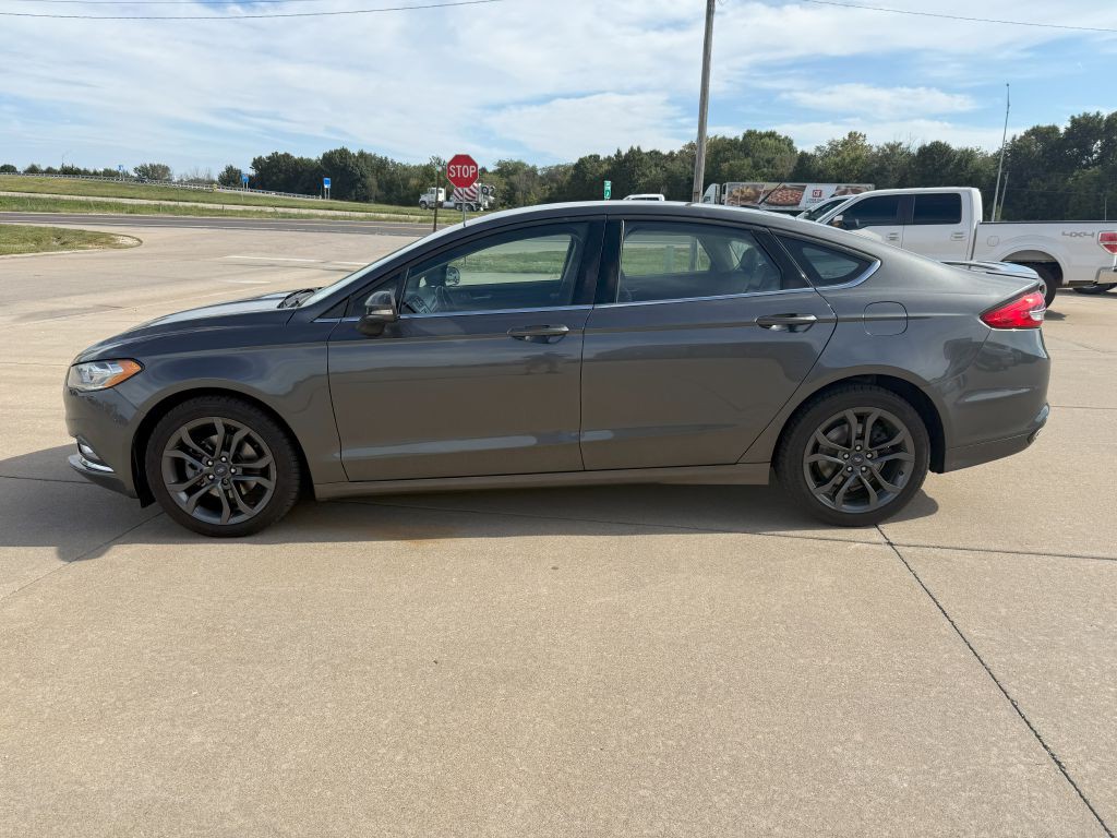 2018 Ford Fusion Image 2