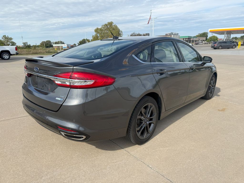2018 Ford Fusion Image 5