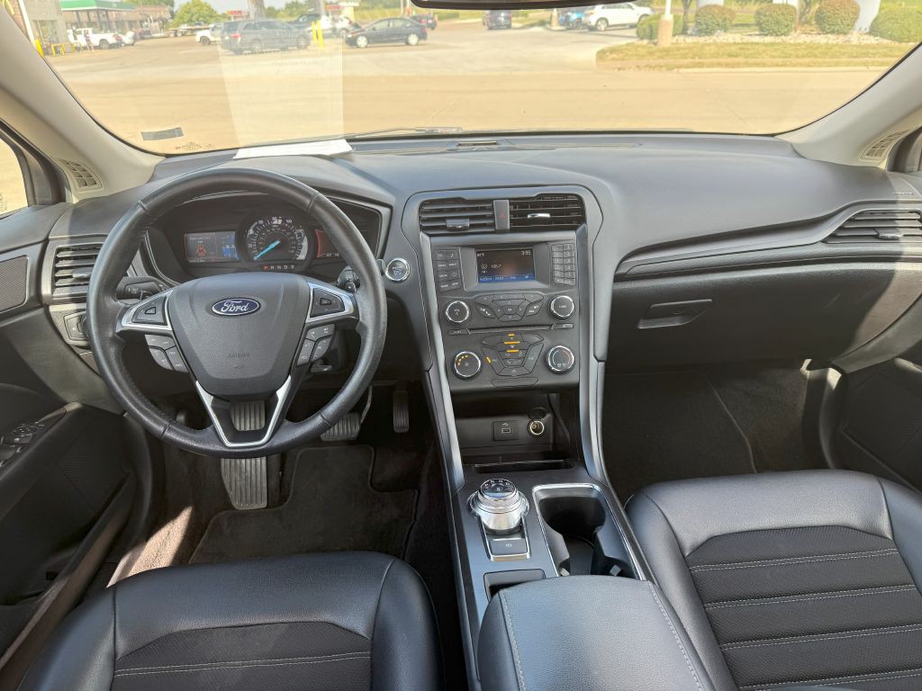 2018 Ford Fusion Image 20