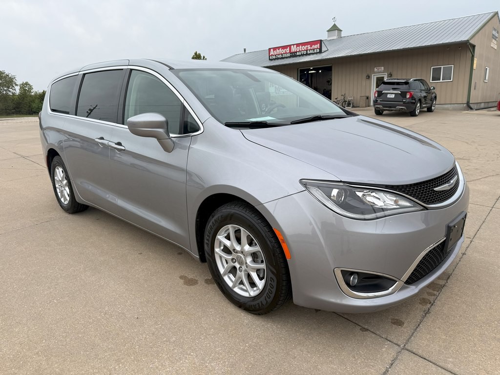 2020 Chrysler Pacifica Image 7