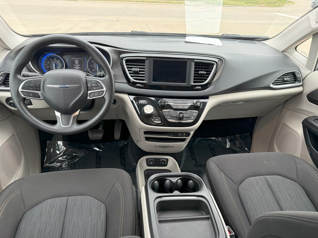 2020 Chrysler Pacifica Image 20