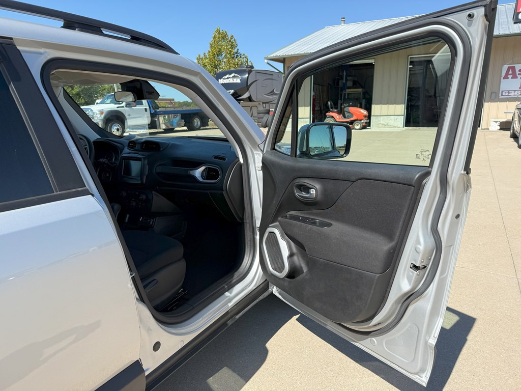 2018 Jeep Renegade Image 17