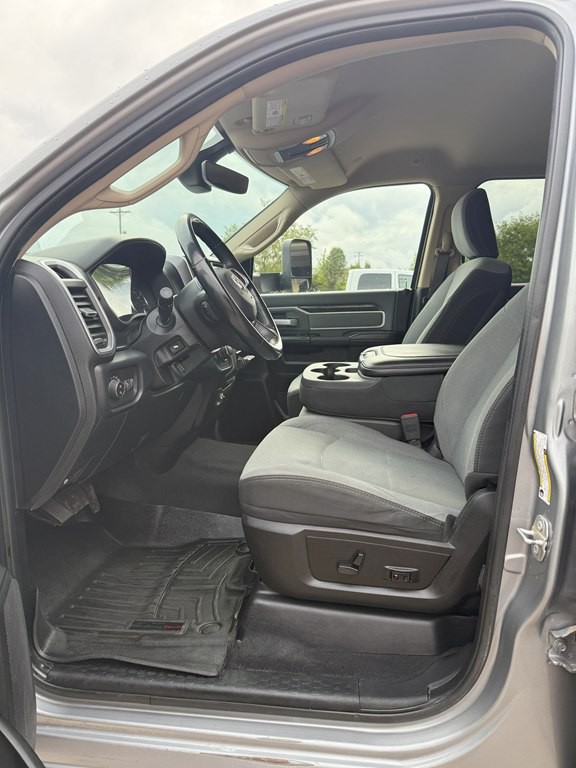 2020 RAM 2500 Image 12
