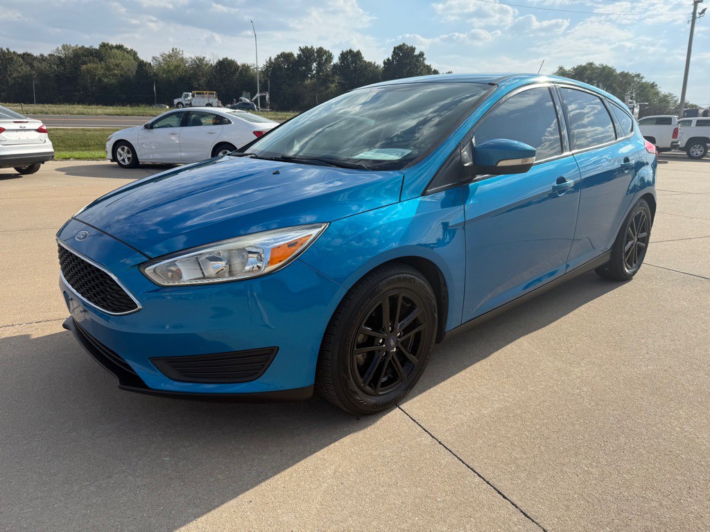2016 Ford Focus Image 1