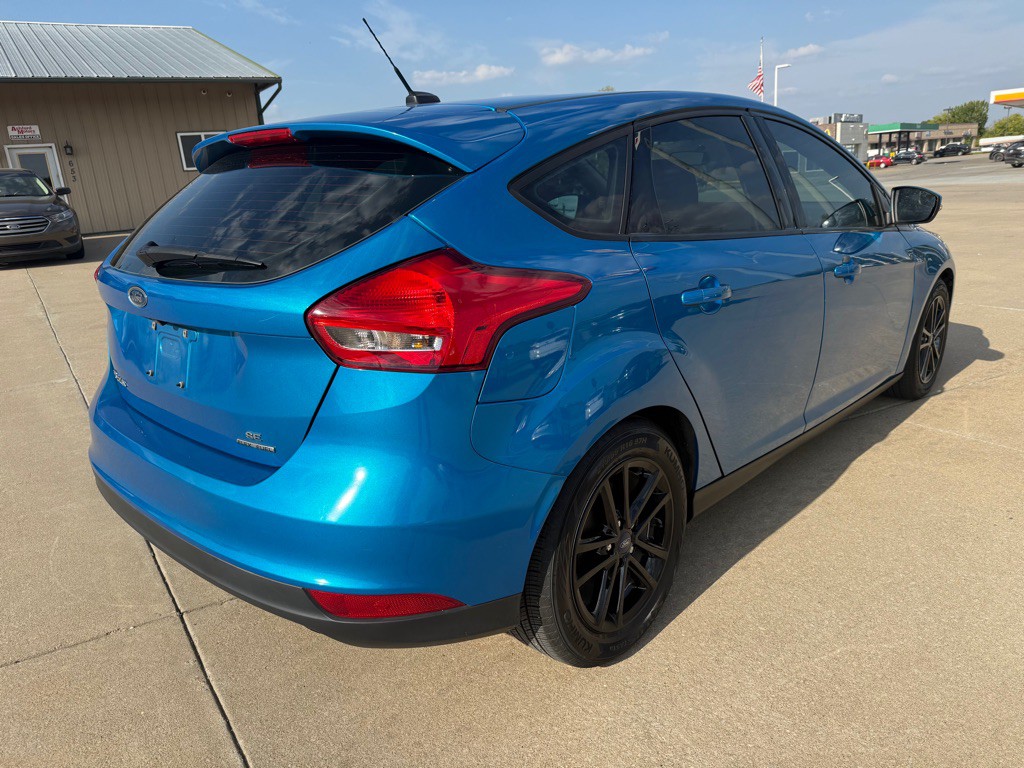 2016 Ford Focus Image 5