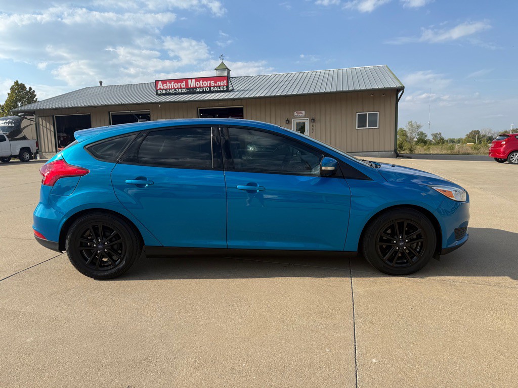2016 Ford Focus Image 6