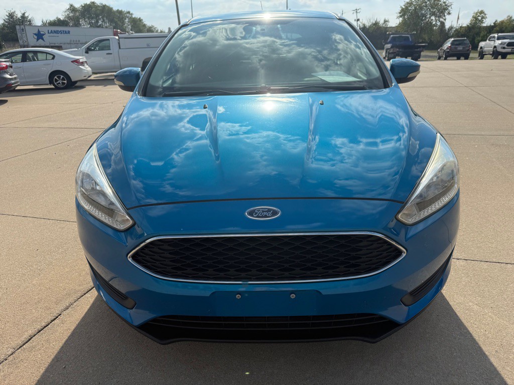2016 Ford Focus Image 8