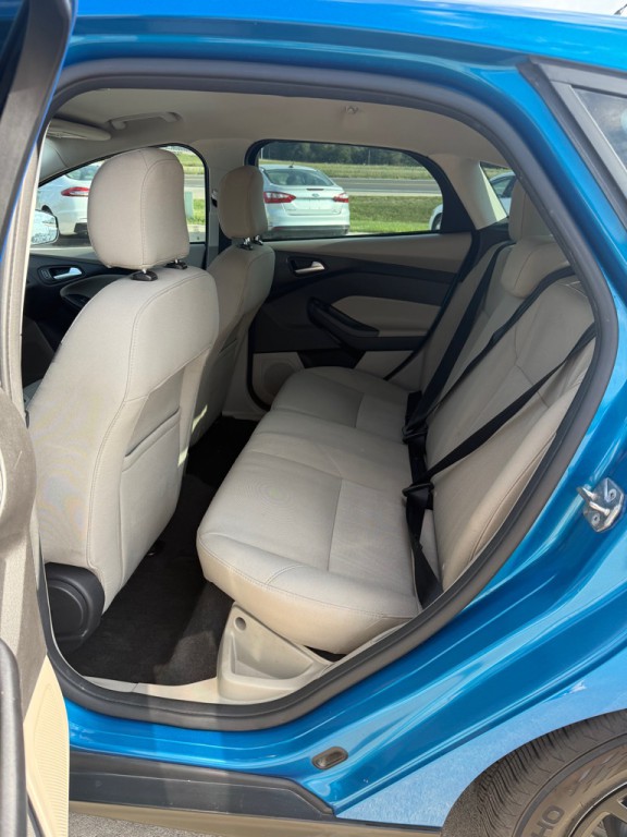 2016 Ford Focus Image 13