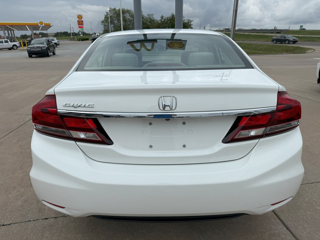 2015 Honda Civic Image 4