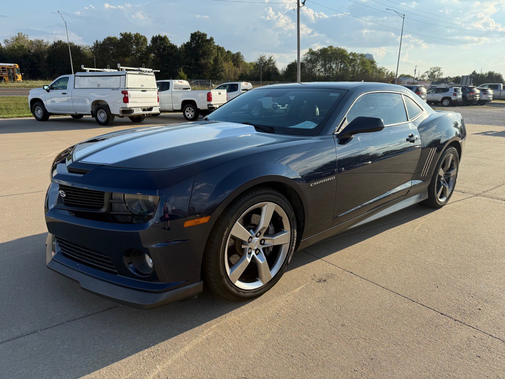 2011 Chevrolet Camaro Image 1