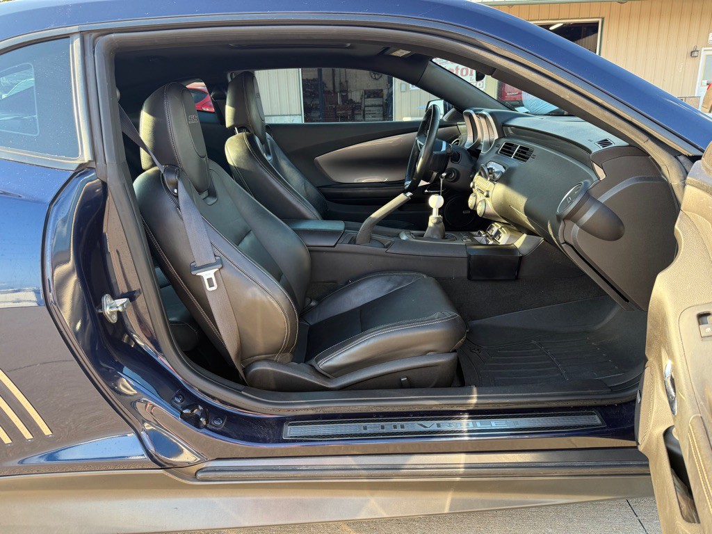 2011 Chevrolet Camaro Image 12