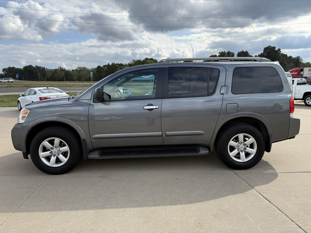 2015 Nissan Armada Image 2