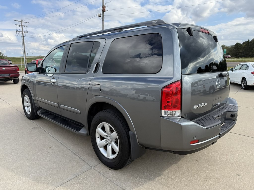 2015 Nissan Armada Image 3