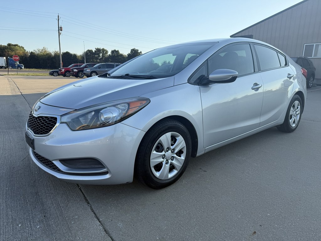 2015 Kia Forte Image 1