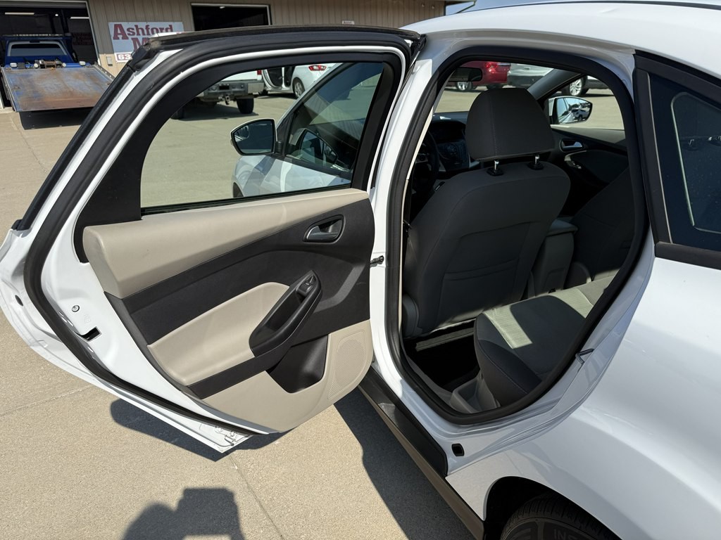 2014 Ford Focus Image 13