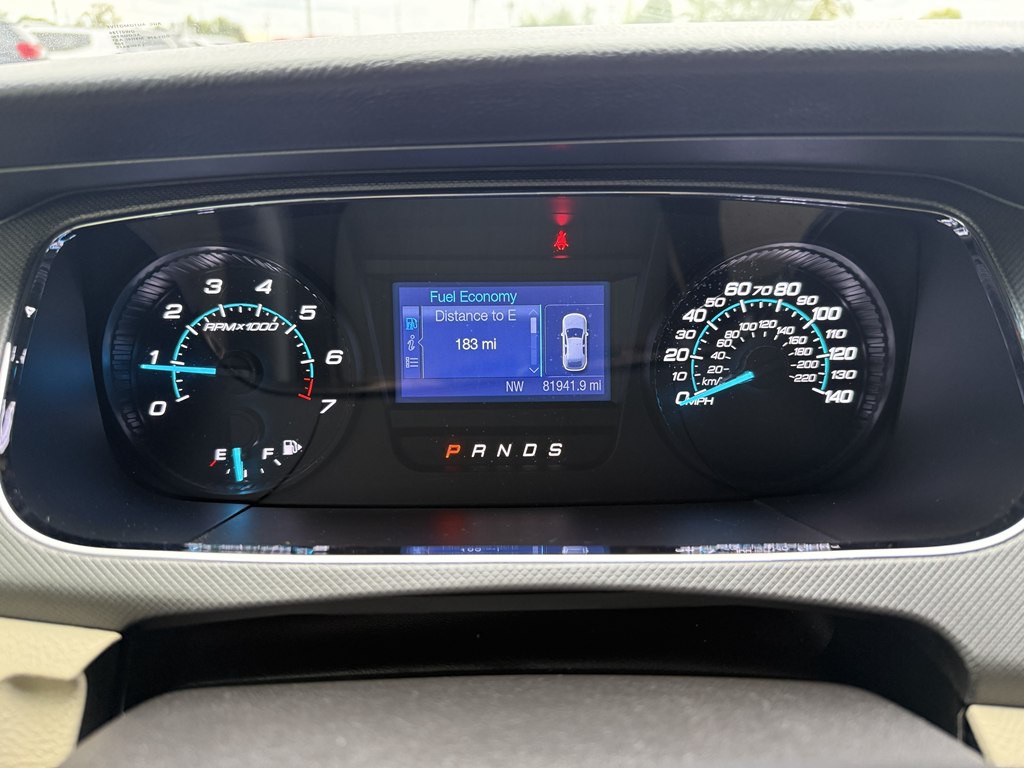 2016 Ford Taurus Image 22