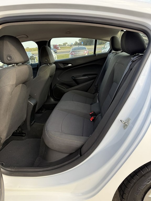 2017 Chevrolet Cruze Image 13