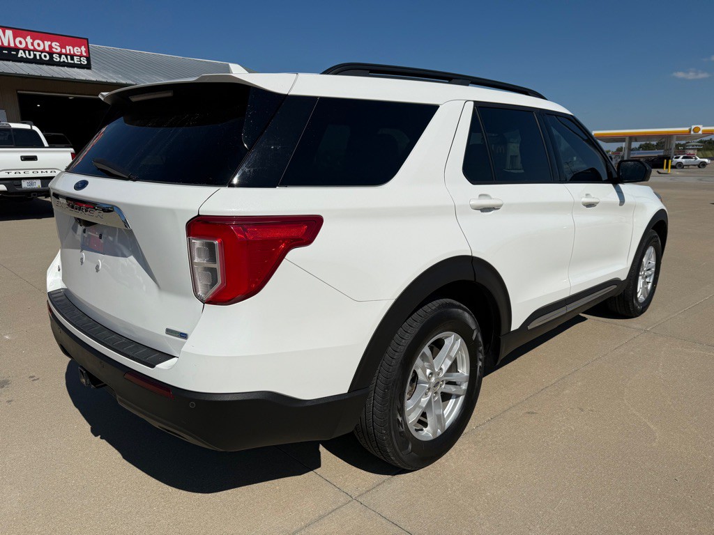 2020 Ford Explorer Image 5