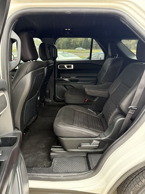 2020 Ford Explorer Image 14