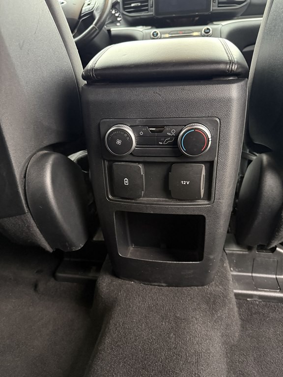 2020 Ford Explorer Image 18