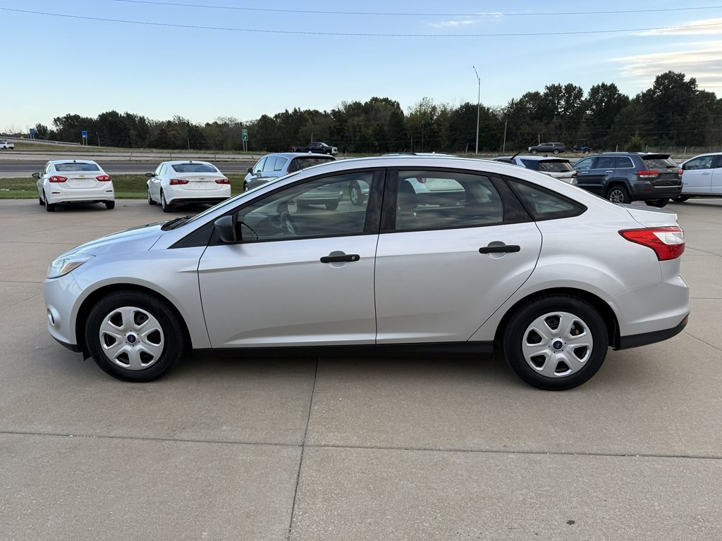 2012 Ford Focus Image 2