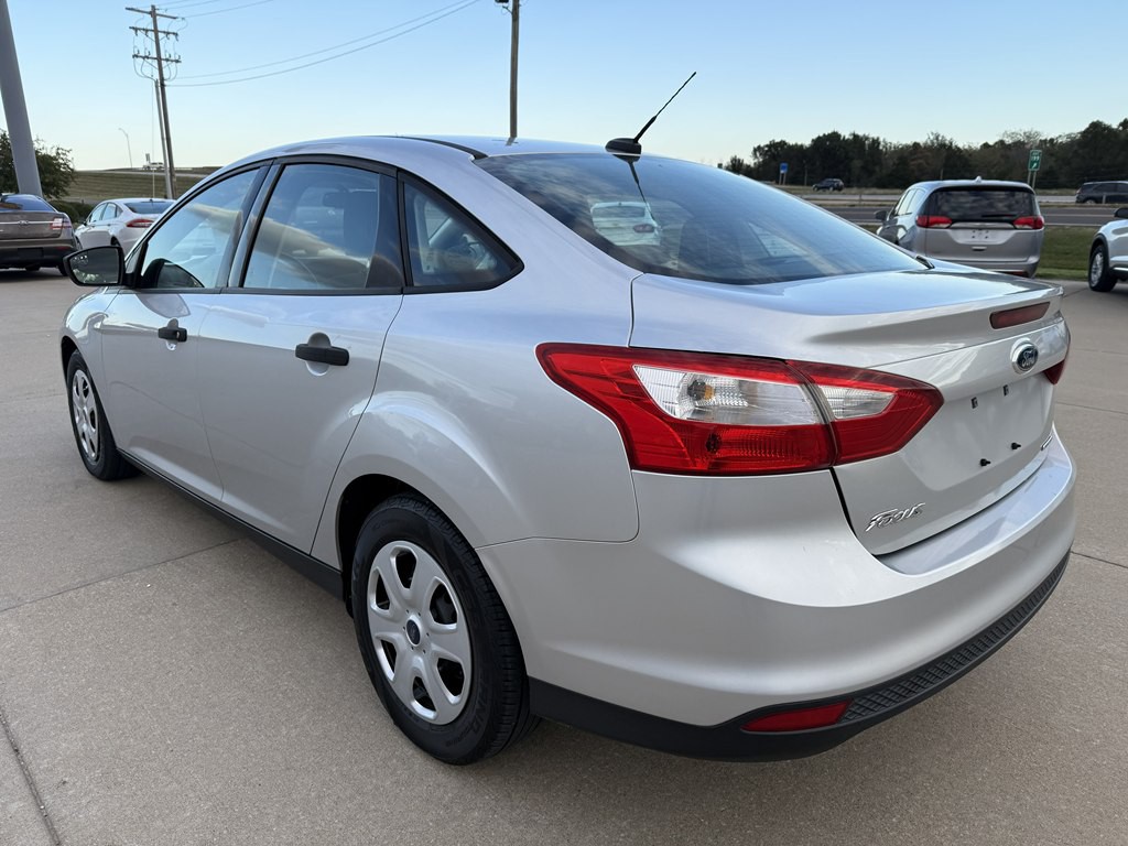 2012 Ford Focus Image 3