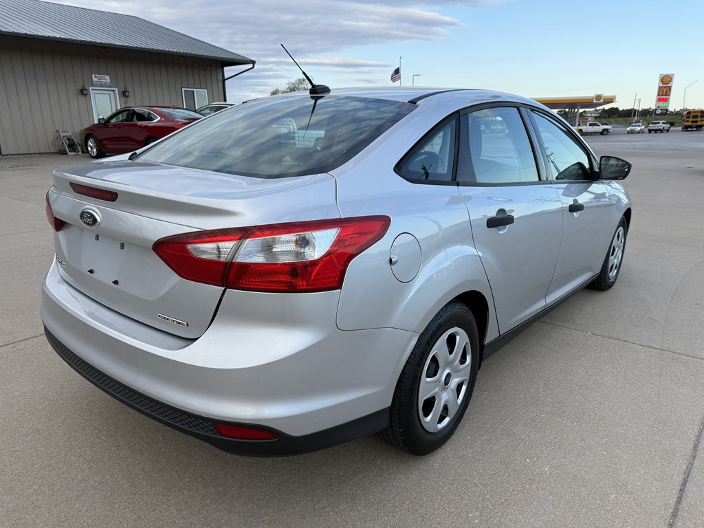 2012 Ford Focus Image 5