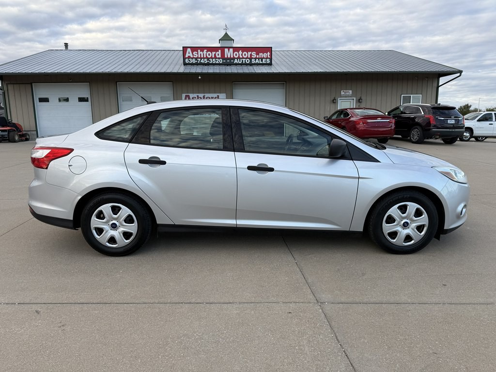 2012 Ford Focus Image 6