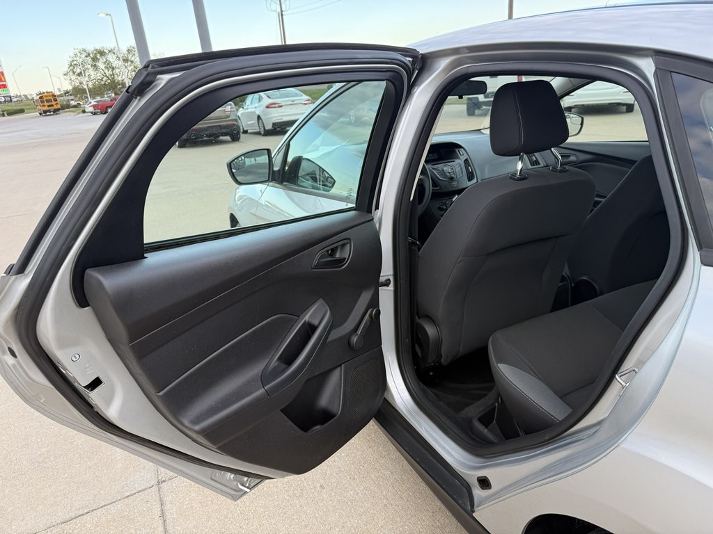 2012 Ford Focus Image 13