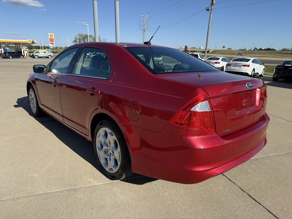 2010 Ford Fusion Image 5