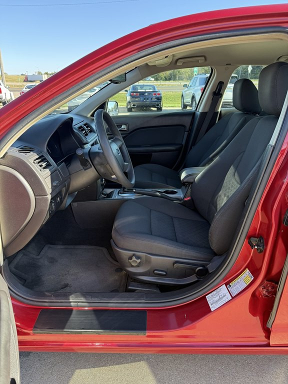 2010 Ford Fusion Image 11