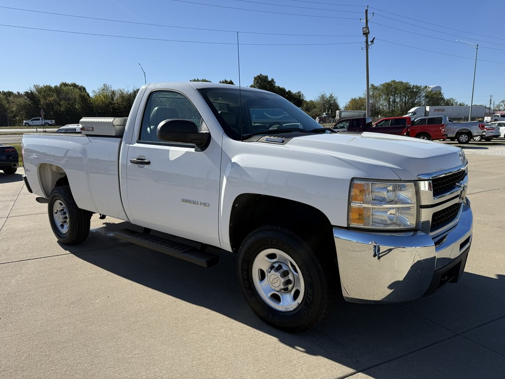 2010 Chevrolet Silverado 1500 Image 8