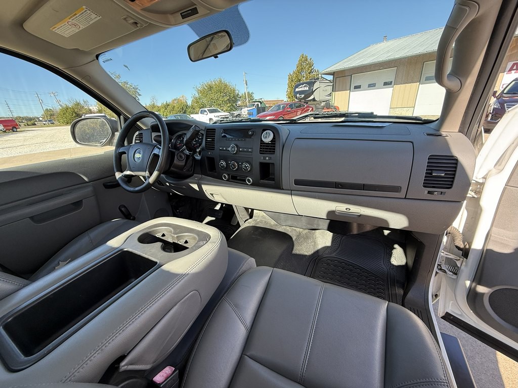 2010 Chevrolet Silverado 1500 Image 15