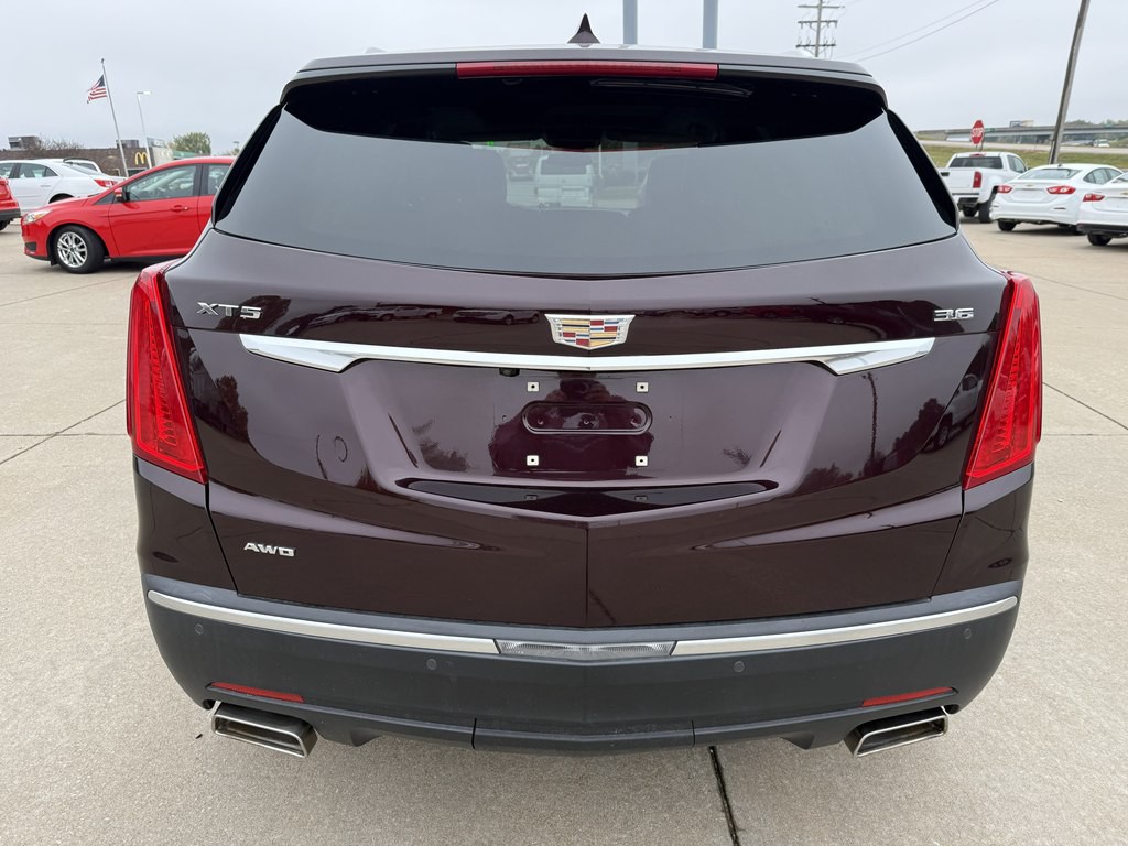 2017 Cadillac XT5 Image 4