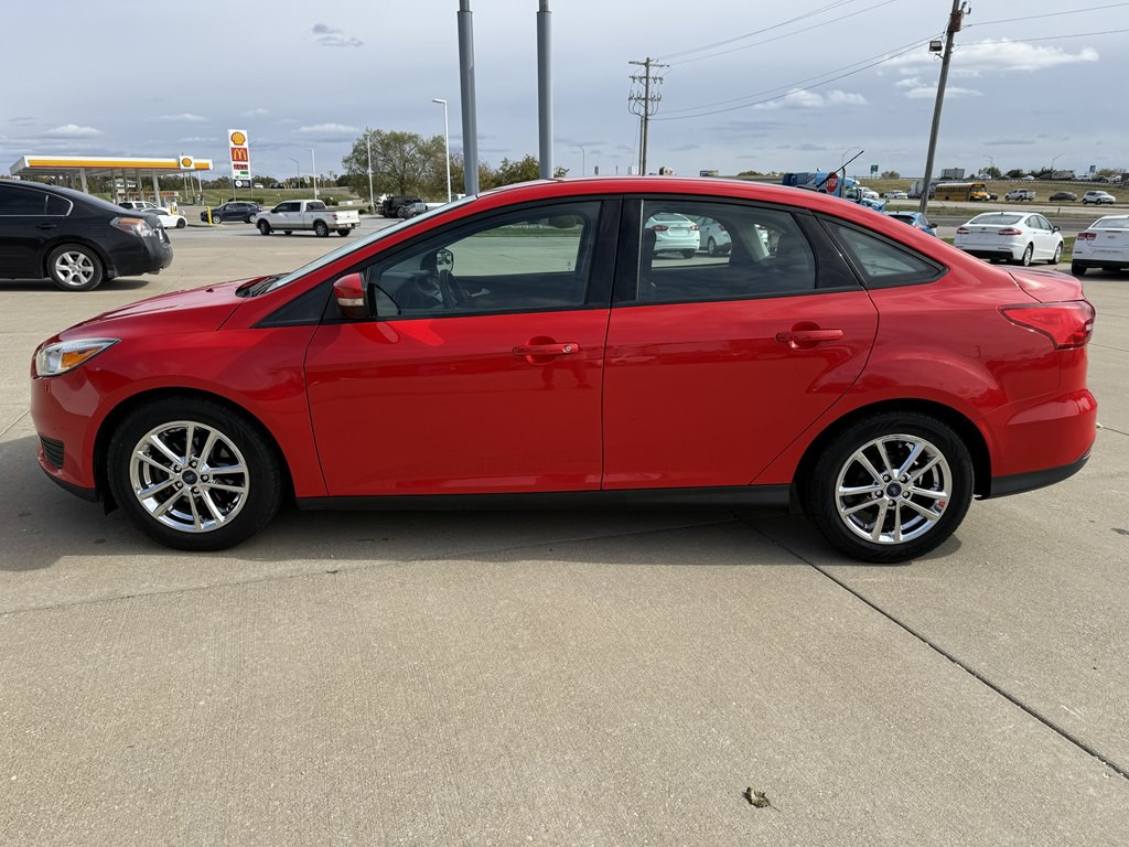 2015 Ford Focus Image 2