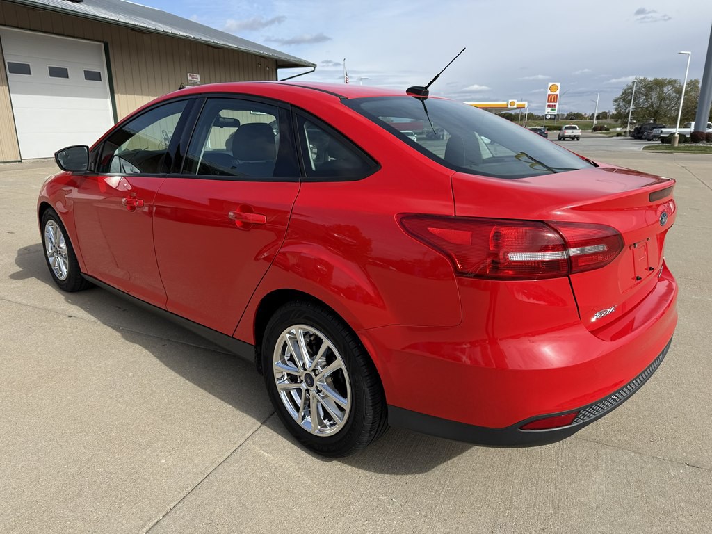 2015 Ford Focus Image 3