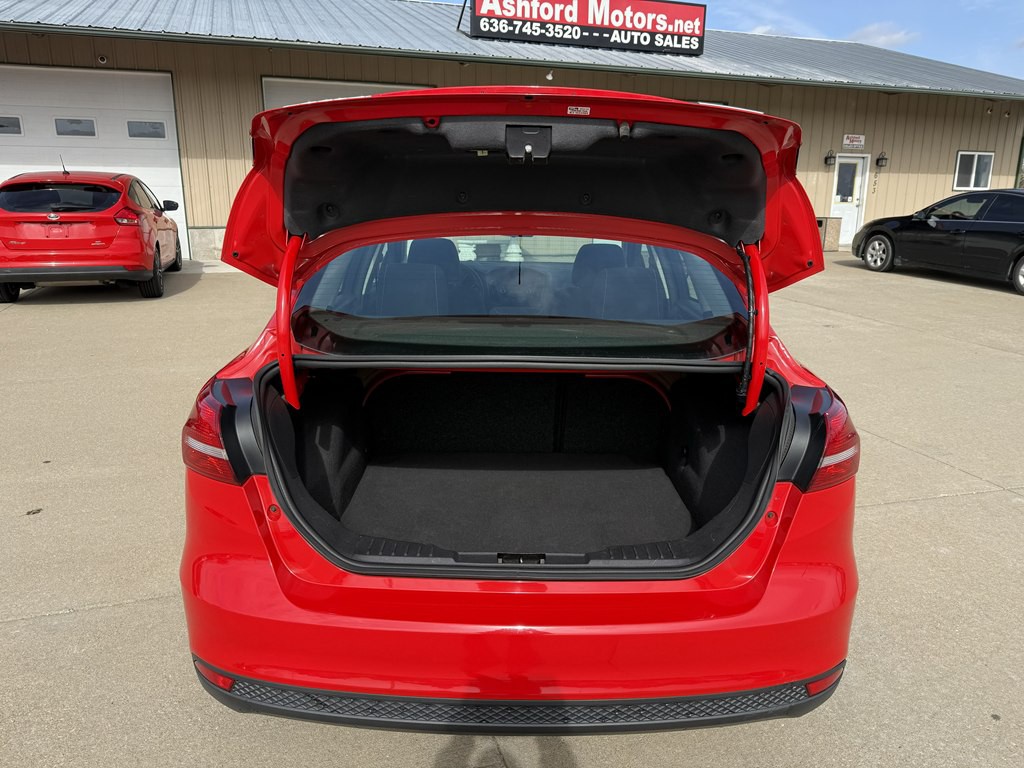 2015 Ford Focus Image 10