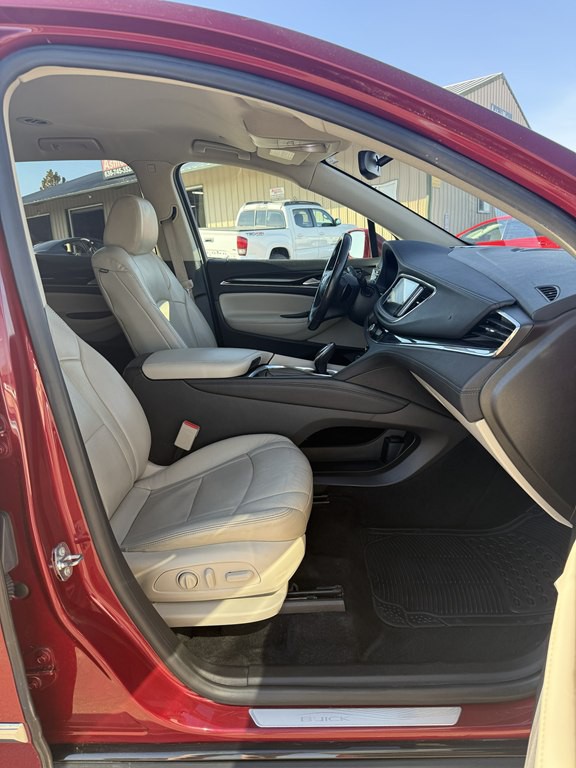 2018 Buick Enclave Image 17