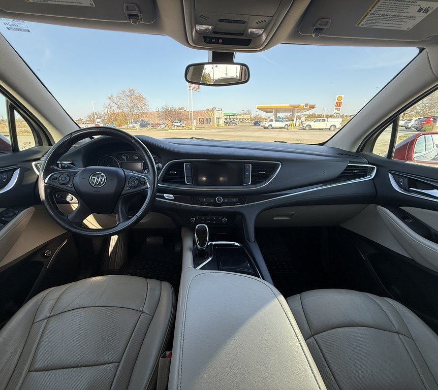 2018 Buick Enclave Image 18
