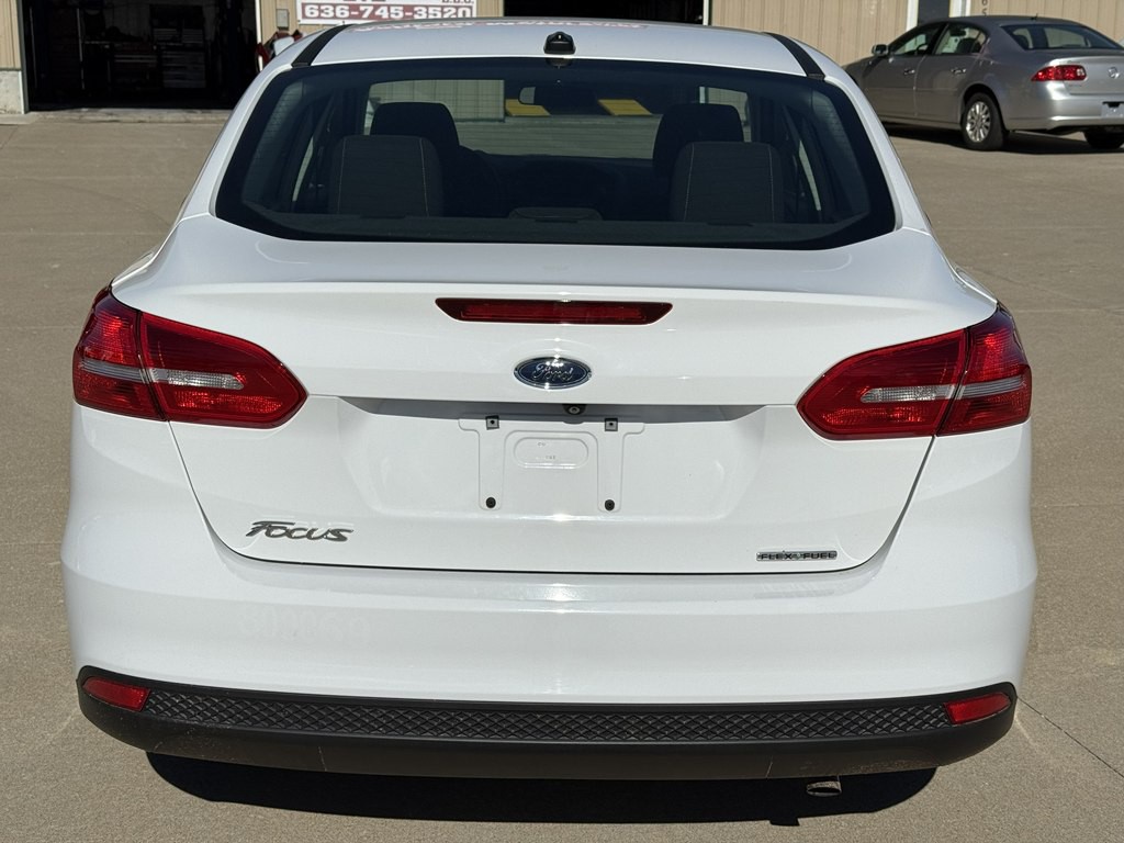 2015 Ford Focus Image 4