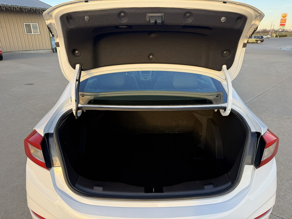 2018 Chevrolet Cruze Image 18