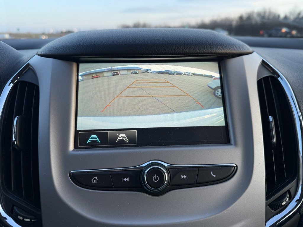 2018 Chevrolet Cruze Image 20