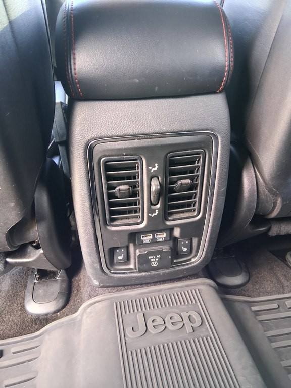 2018 Jeep Grand Cherokee Image 16