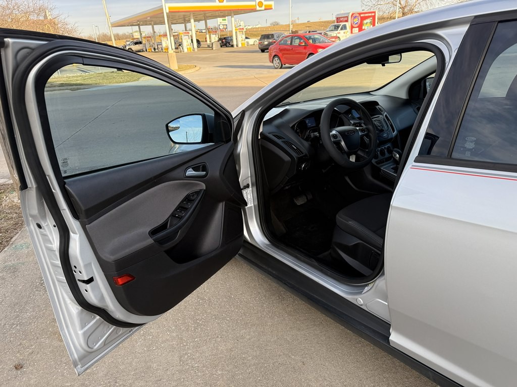 2014 Ford Focus Image 10